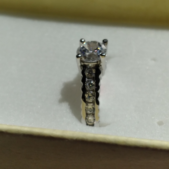 ⚘Sz 6 ONLY 925 S/S Square Triple A CZ Engagement Style Ring 😲 - Picture 4 of 16